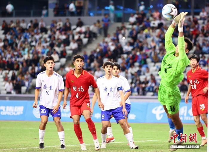 禁区内一脚, 友传球, aEZ 禁区内一脚, 友传球, aEZ