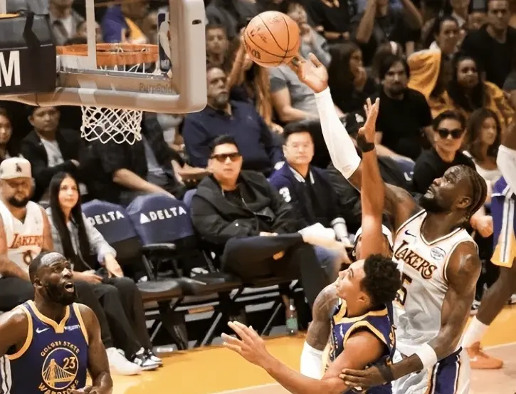 来到湖人后, 给切入的八, 契奇归来